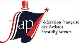 erik parker membre de la fédération des artistes prestidigitateur. FFAP